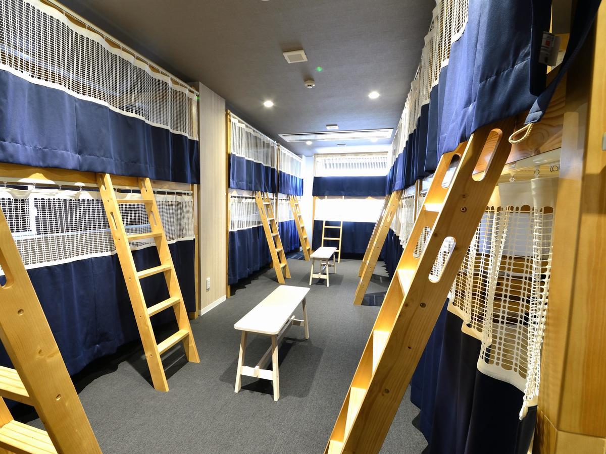 Very Hostel Namba Ōsaka Exterior foto